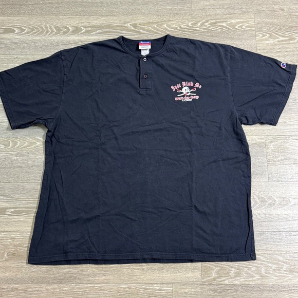 Vintage Champion Skull Just Blow Me Henley Tee Black‎ Short Sleeve Put-in-Bay - Picture 2 of 8